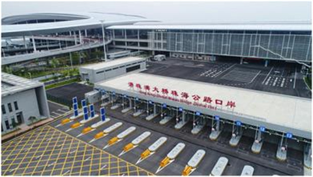 嘉鑫自动门承接珠海口岸购物广场停车场工程
